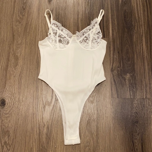 Princess Polly Tops - Princess Polly White Lacey Body Suite